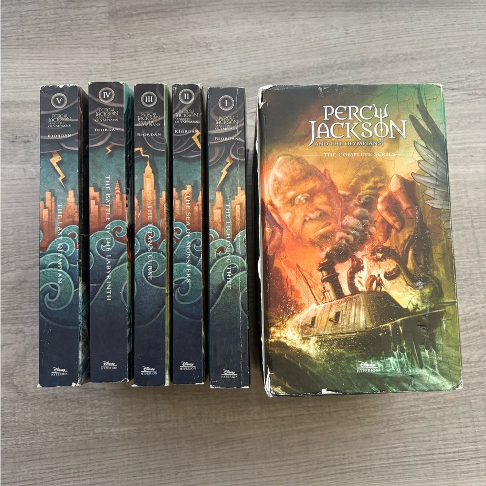 Percy Jackson Complete Box Book Set 2007